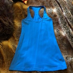 EUC lululemon Cool Racerback tank blue sz 4